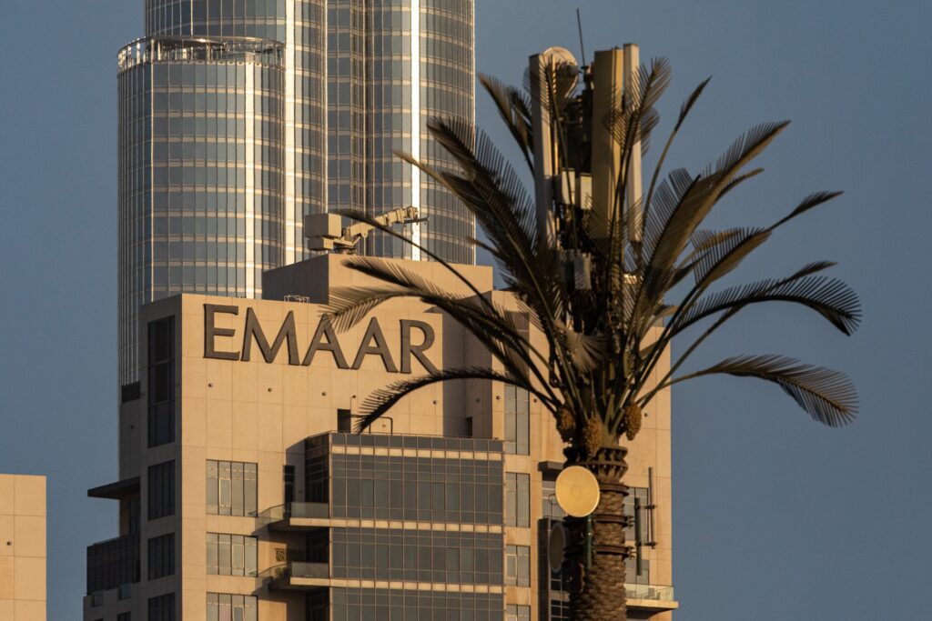 Emaar’s 43% Net Profit Surge Hits AED 4.1B in 23’s First 9 Months Emaar 43% Net Profit Surge Hits AED 4.1B in 23's First 9M
