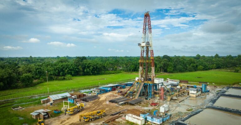 Oil India Announces Global Roadshow: Confluence in Abu Dhabi Oil India's 'Confluence' Global Partner Roadshow in Abu Dhabi