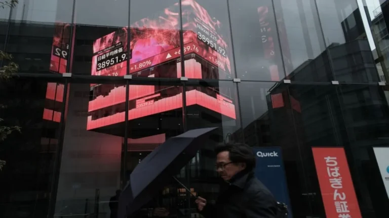 Nikkei 225 Reaches 40,000 Amid Global Tech Surge Nikkei 225 Reaches 40,000 Amid Global Tech Surge