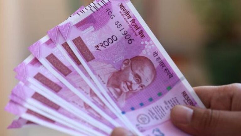 India's economy surges with 8.4% growth in Q3 2023, propelled by double-digit expansion in manufacturing and robust performance in construction.