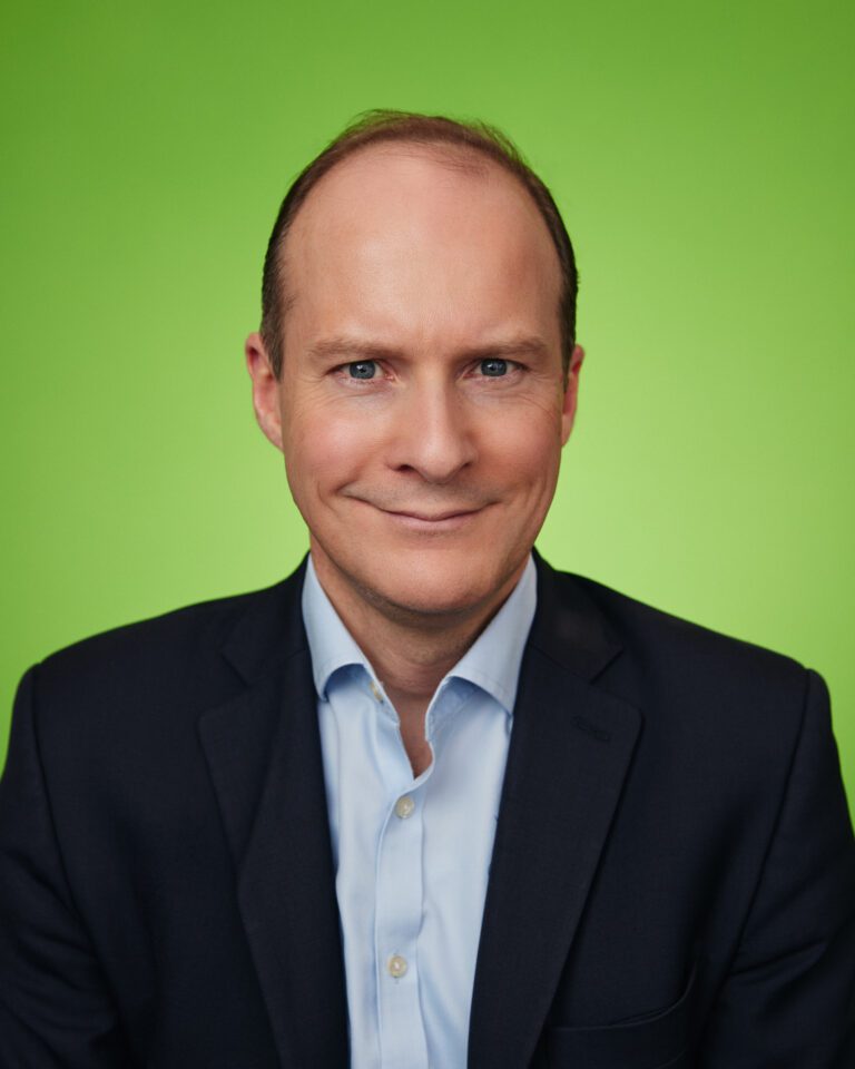 UAE Embraces Artificial Intelligence: A Hub in the Making