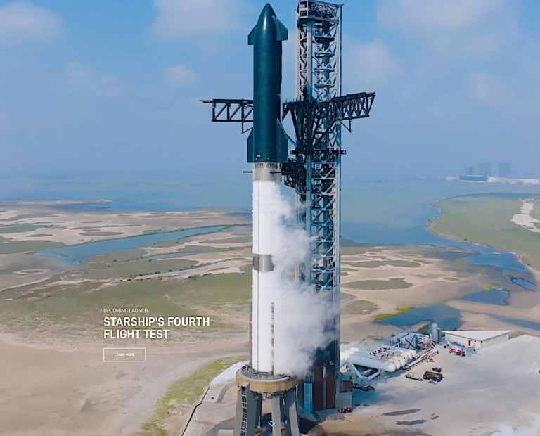 World’s Most Powerful Rocket Starship Ready for Fourth Launch