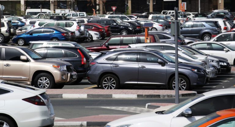 UAE Driver Updates: Paid Parking & 6 New Rules