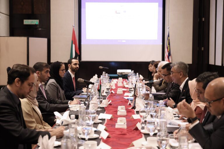 UAE and Malaysia Strengthen Trade and Investment Ties, Exceed $4.7B in 2023 UAE and Malaysia Strengthen Trade and Investment Ties, Exceed $4.7B in 2023