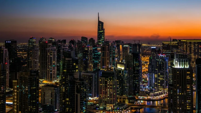 Dubai Ruler’s Firm Plans New REIT Amid Housing Surge Dubai Ruler's Firm Plans New REIT Amid Housing Boom