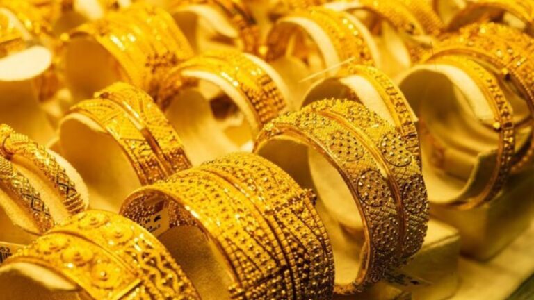 Gold Prices Fall in Dubai Amid Global Market Caution