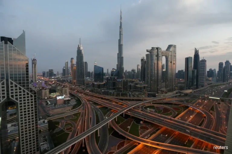 UAE’s Debt Market to Hit $400B Soon