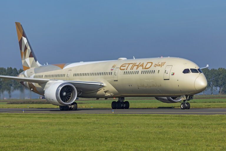 Etihad Airways reports a 30% profit surge in Q1 2025, reaching $186.5 million amid strong travel demand and operational efficiency.