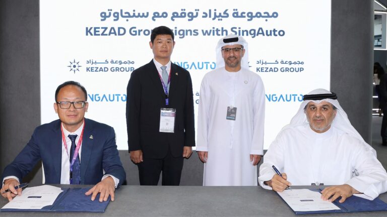SINGAUTO to Invest AED 100 Million in Smart Logistics Facility at KEZAD SINGAUTO invests in KEZAD facility