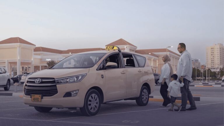Dubai taxis accept American Express cards