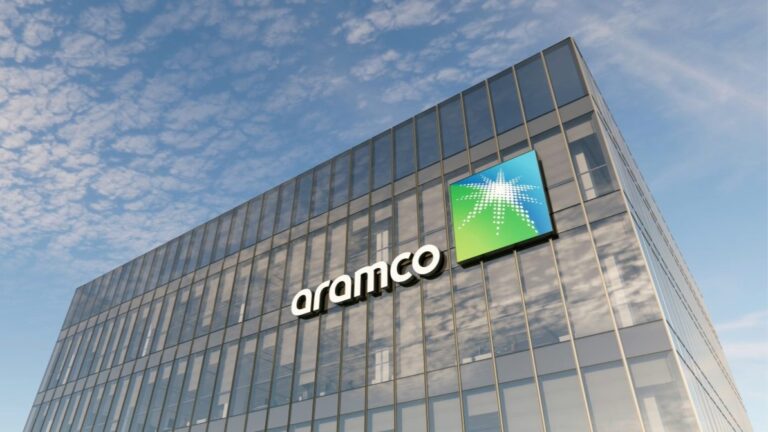 Aramco Partners with Global Consortium for $11 Billion Deal Aramco signs $11B Jafurah midstream deal