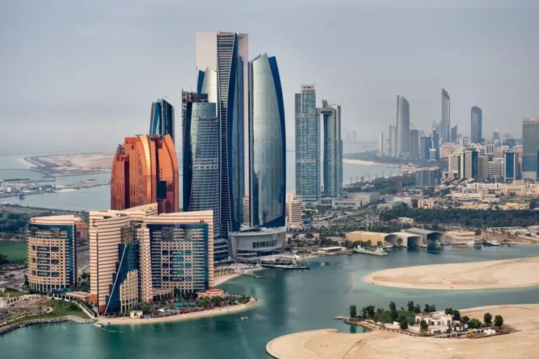 Abu Dhabi Raises $3B Bond on Strong Demand