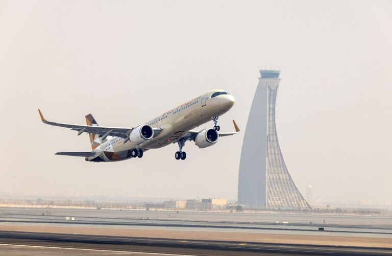 Etihad Airways Records 28% Rise in November Passengers as Traffic Peaks in 2025
