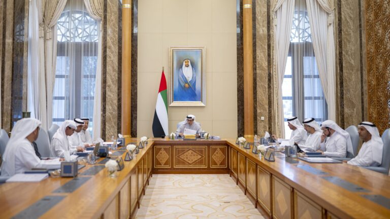 Sheikh Mansour bin Zayed chairs Central Bank UAE meeting policy discussion