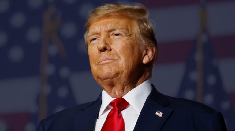 Trump Plans to Impose 25% Tariffs on EU Vehicles Trump plans to impose 25% tariffs on EU vehicles showing proposed US tariffs on EU vehicle imports